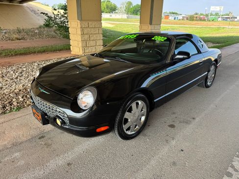 Used 2002 Ford Thunderbird RWD image 7