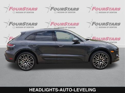 Used 2022 Porsche Macan AWD/4WD image 3