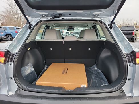 New 2026 Toyota Corolla Cross L image 5