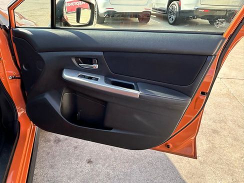 Used 2015 Subaru Crosstrek 2.0i Premium AWD/4WD image 16