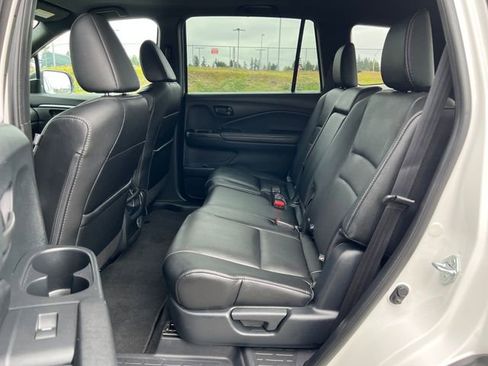 Used 2023 Honda Passport EX-L image 13