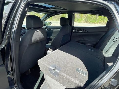 Used 2018 Honda Civic EX image 19