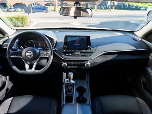 Used 2020 Nissan Altima 2.5 S image 8