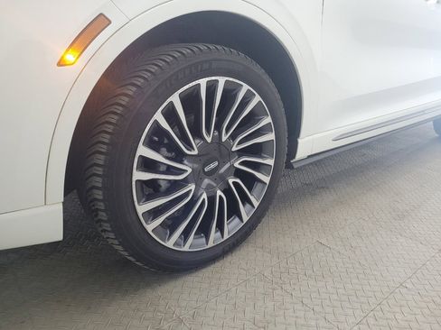 Used 2020 Lincoln Corsair Reserve w/ Appearance Package image 31