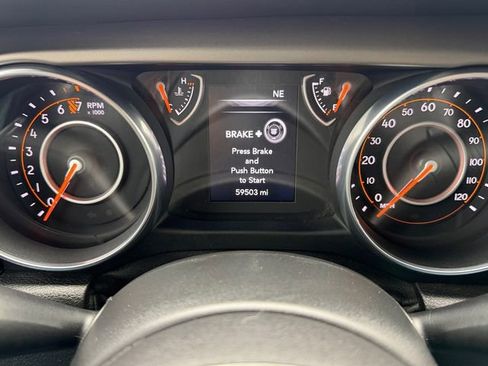 Used 2018 Jeep Wrangler Sport AWD/4WD image 17