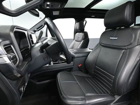 Used 2025 Ford F250 Platinum image 25