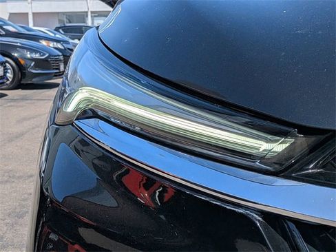 Used 2024 Buick Enclave Essence w/ Experience Buick Package image 6