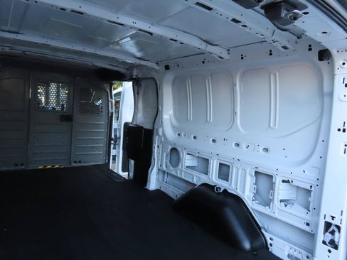 Used 2019 Ford Transit 250 148 Low Roof RWD image 7