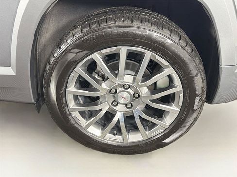 Used 2026 GMC Terrain Denali AWD/4WD image 36