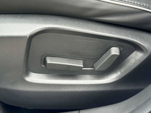 Certified 2025 MAZDA CX-5 AWD 2.5 S w/ Select Package image 18