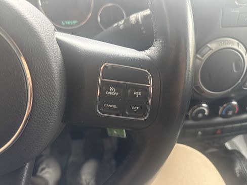 Used 2016 Jeep Wrangler Unlimited Sport w/ Connectivity Group AWD/4WD image 38