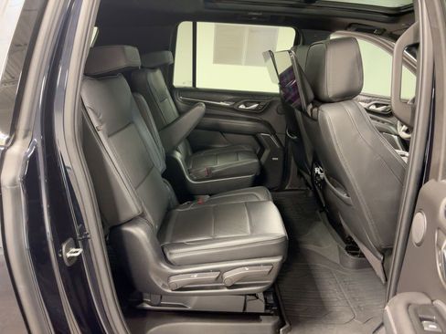 Used 2023 GMC Yukon XL Denali w/ LPO, Floor Liner Package image 30