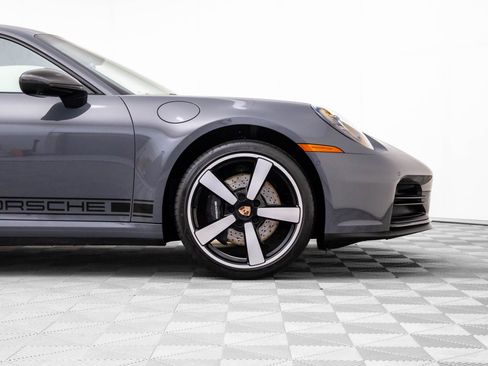 Certified 2025 Porsche 911 Carrera image 35