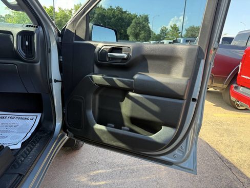 Used 2023 Chevrolet Silverado 1500 Custom Trail Boss AWD/4WD image 11