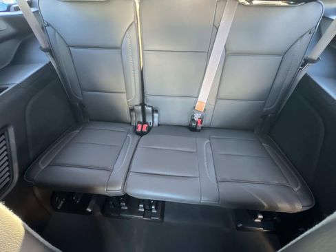 Used 2023 GMC Yukon Denali image 23