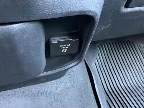 Used 2024 RAM 1500 Tradesman w/ Night Edition image 37