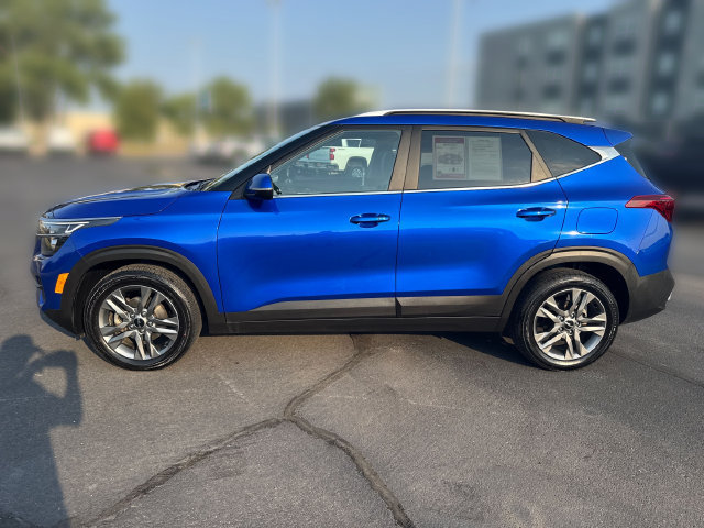 Used 2023 Kia Seltos S FWD image 2