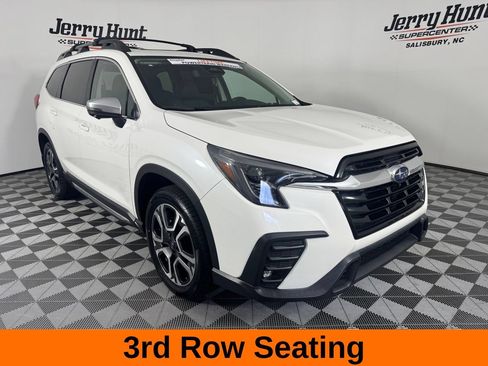 Used 2023 Subaru Ascent Limited w/ Technology Package AWD/4WD image 7