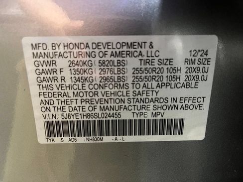 Certified 2025 Acura MDX SH-AWD w/ Advance Package image 24