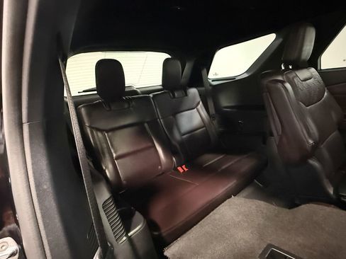 Used 2025 Ford Explorer Platinum w/ LUX Leather Package AWD/4WD image 67