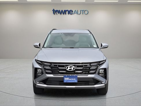 Used 2025 Hyundai Tucson SEL AWD/4WD image 8