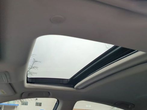 Used 2023 Honda Accord EX-L image 18