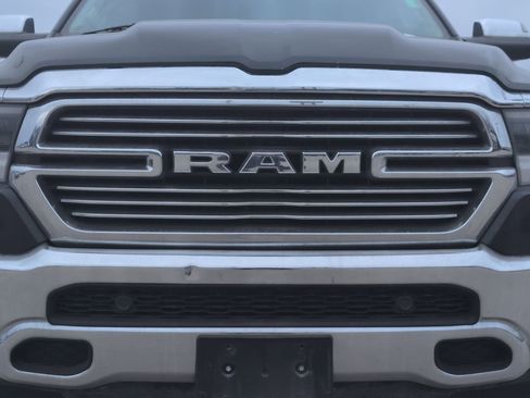 Used 2019 RAM 1500 Laramie image 9