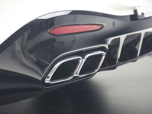 Used 2025 Mercedes-Benz AMG GT 63 image 21