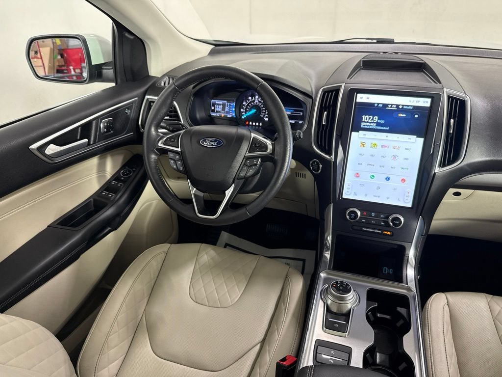 Used 2024 Ford Edge Titanium w/ Equipment Group 301A AWD/4WD image 21