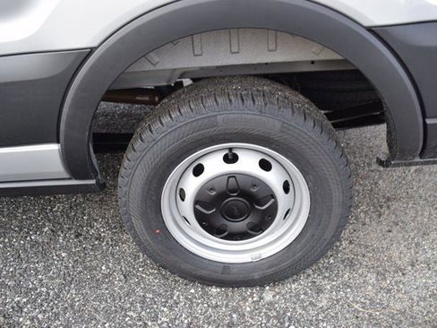 New 2026 Ford Transit 250 148 Medium Roof image 5