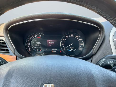 Used 2018 Lincoln MKC Select w/ Select Plus Package FWD image 11