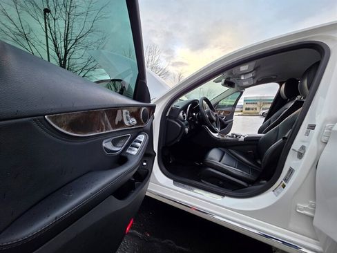 Used 2015 Mercedes-Benz C 300 4MATIC Sedan image 45