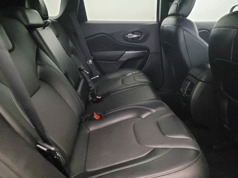 Used 2022 Jeep Cherokee Latitude Lux image 19