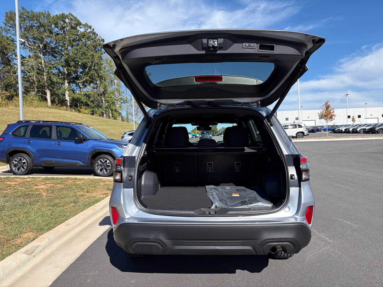 New 2026 Subaru Forester Premium AWD/4WD image 11