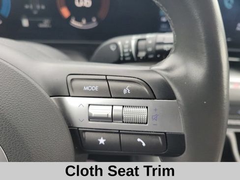 Used 2025 Hyundai Kona SEL AWD/4WD image 11