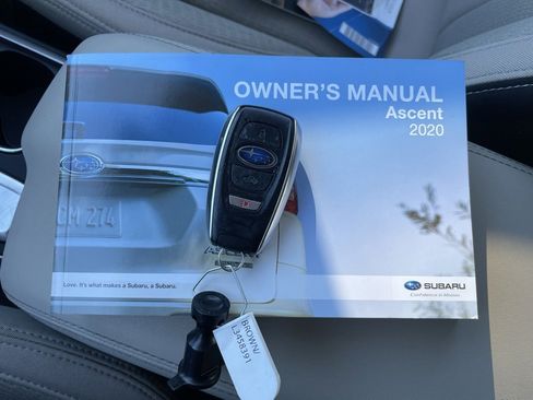 Used 2020 Subaru Ascent Premium w/ Convenience Package image 46