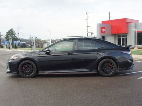 Used 2021 Toyota Camry TRD w/ TRD Package w/JBL Audio image 12