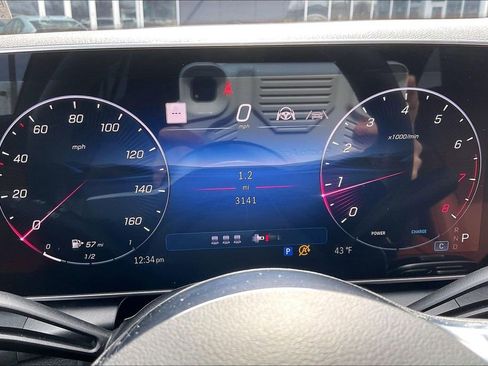 Used 2026 Mercedes-Benz GLC 300 4MATIC image 20