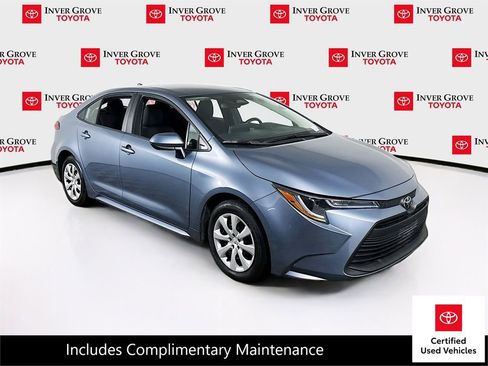 Certified 2025 Toyota Corolla LE image 3