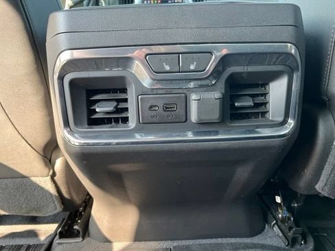 Used 2019 GMC Sierra 1500 SLT w/ SLT Premium Plus Package AWD/4WD image 21