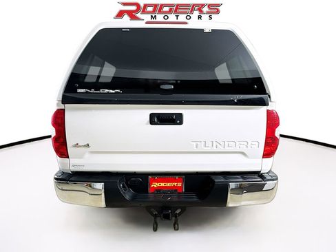 Used 2016 Toyota Tundra SR5 image 7