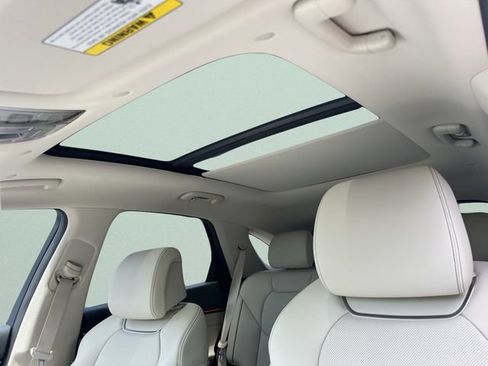 New 2027 Genesis GV70 2.5T Advanced AWD/4WD image 34