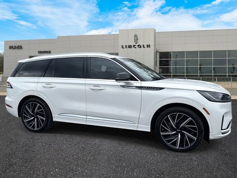 New 2025 Lincoln Aviator Black Label image 1