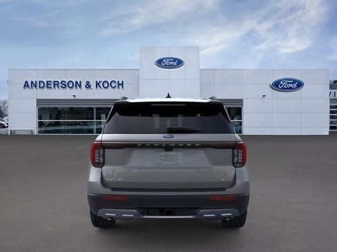 Used 2026 Ford Explorer Active w/ Active Comfort Package AWD/4WD image 5