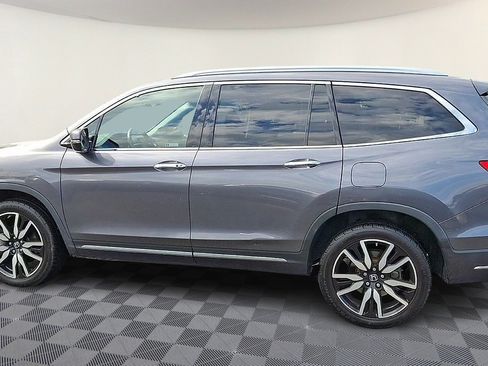 Used 2020 Honda Pilot Touring image 5
