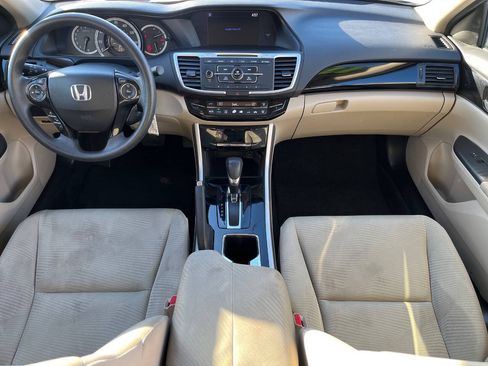 Used 2017 Honda Accord LX image 15