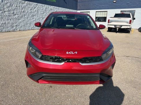 Used 2023 Kia Forte LXS image 8