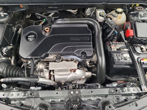 Used 2018 Chevrolet Malibu LS image 30