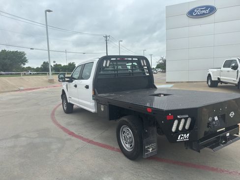 Used 2020 Ford F250 XL w/ Power Equipment Group image 7