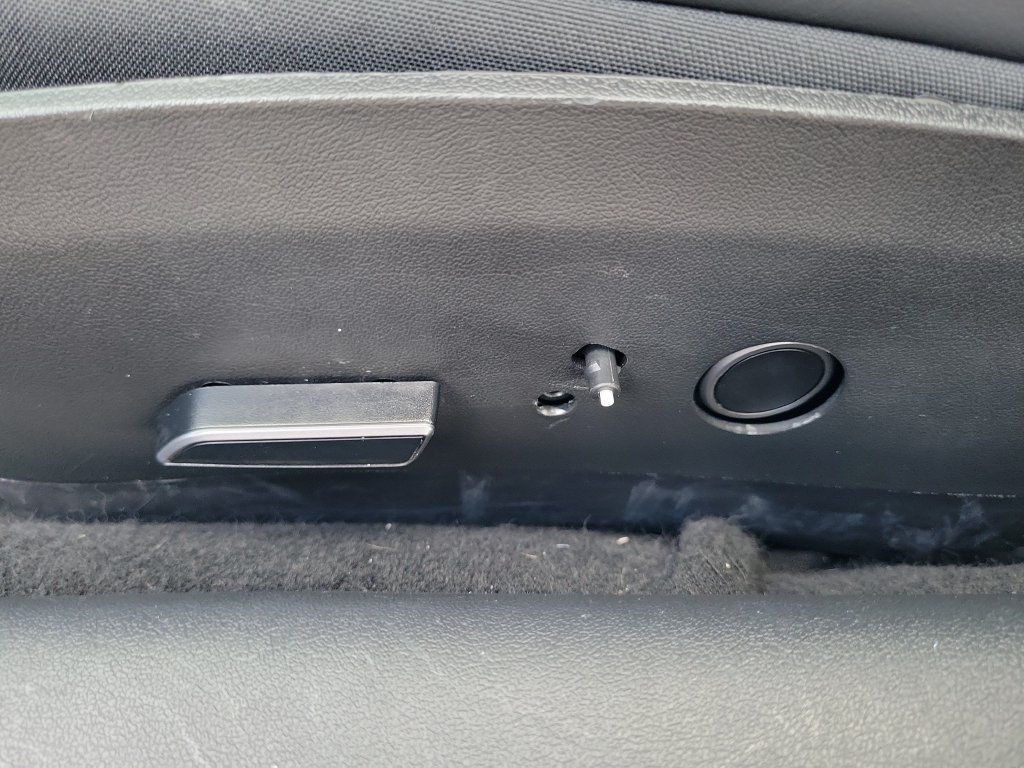 Used 2023 Tesla Model 3 Standard Range RWD image 18
